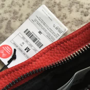 Defolu Ürünler Ve Yetersiz Hizmet