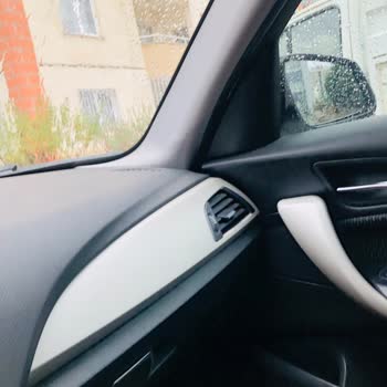 BMW 116d: Yağmurda Su Sızıntısı Ve Fabrika Hatası