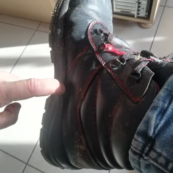 YDS Boots Su Geçirmez İş Botu Hayal Kırıklığı