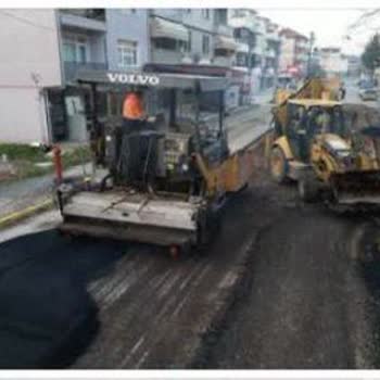Kocaeli Büyükşehir Belediyesi Belediye Asfaltlama Ve Yama Çalışması