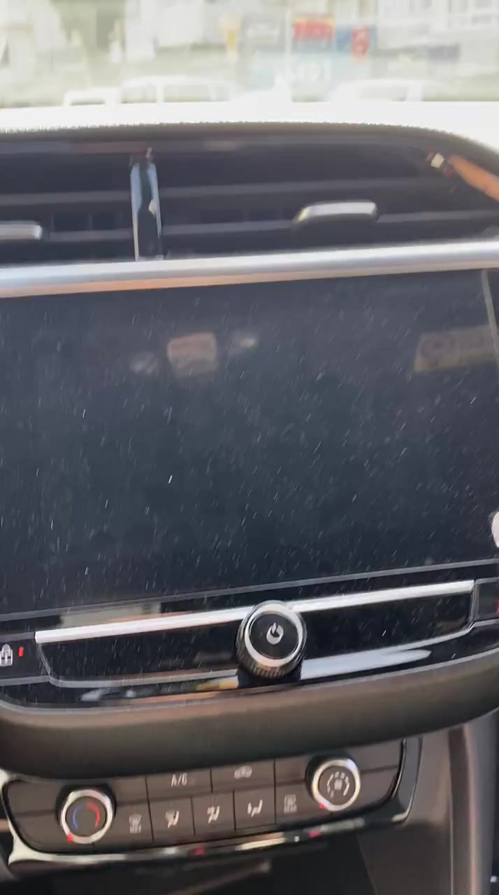 Opel Corsa Multimedia Screen Issue Remains Unresolved Despite Service Visits video cover