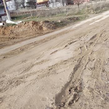 Uşak Belediyesi'nin Çamur Sorununa Çözüm Bulamaması