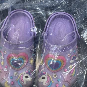 Skechers Garanti Süresi Dolmadan Açılan Ayakkabı Tabanları