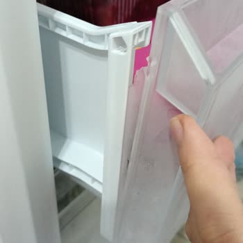 Garanti Kapsamında Dondurucu Kapağı Sorunu