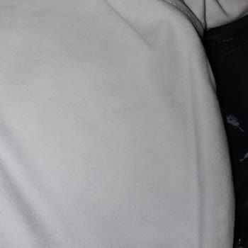 Gömleklerde Tiftiklenme Sorunu Ve Mağaza İlgisizliği