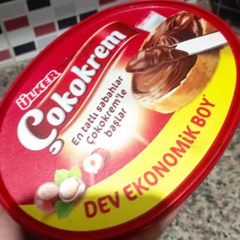 Çikolata Paketinden Kurt Çıkması Şoku