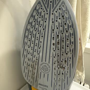 Porçöz Ütü Temizleyici İle Gelen Hayal Kırıklığı