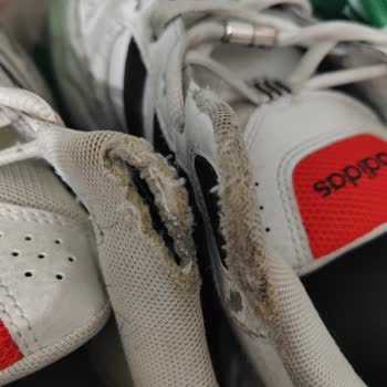 Kalitesiz Ürün Ve Yetersiz Müşteri Hizmeti: Adidas Ayakkabı Hayal Kırıklığı