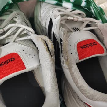 Kalitesiz Ürün Ve Yetersiz Müşteri Hizmeti: Adidas Ayakkabı Hayal Kırıklığı