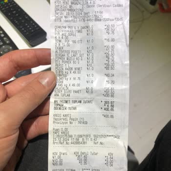 Bozuk Süt Ve Yetersiz Müşteri Hizmeti