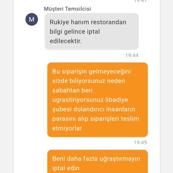 KFC Siparişinde Uzun Bekleyiş Ve İlgisizlik