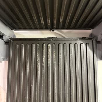 Arçelik K 8180 Toast Machine Plates Peeling and No Replacement Available