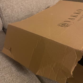 Vakko Özensiz Paketleme Ve Eksik Hediye