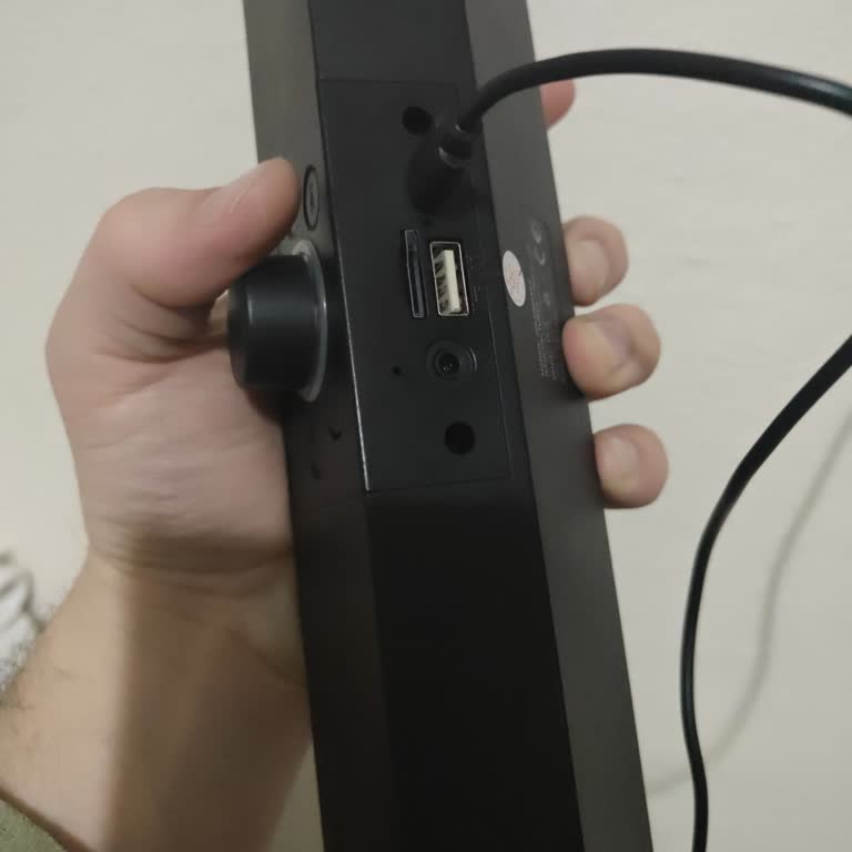 BİM'den Alınan FS73 Soundbar Şarj Sorunu