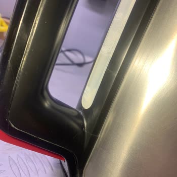 Kusurlu Çay Makinesi Ve İletişim Sorunları