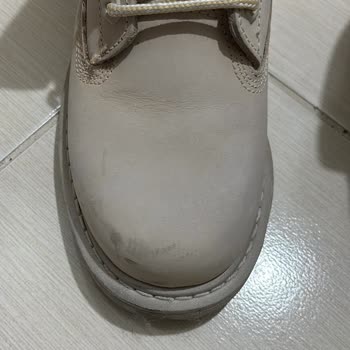 Ayakkabıda Beklenmedik Renk Değişiklikleri