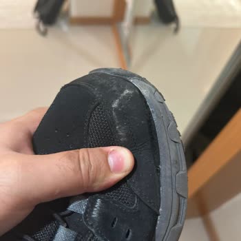 Kısa Sürede Deforme Olan Ayakkabı Ve Garanti Sorunu