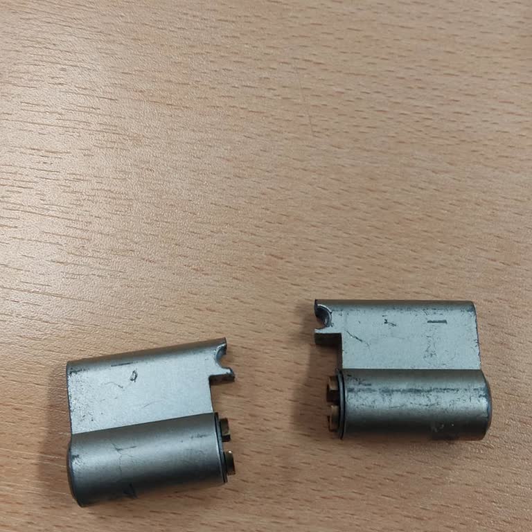 Özruh Kilit'leri Sürekli Bozuluyor