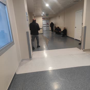 Kadın Doğum Bölümünde Bekleme Sorunu