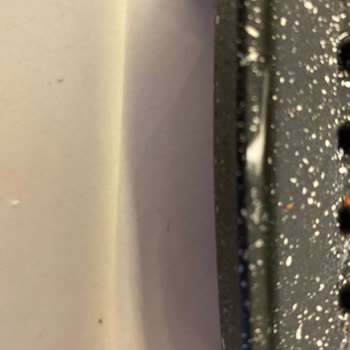 Korkmaz Tost Makinesi İç Kaplaması Soyuluyor