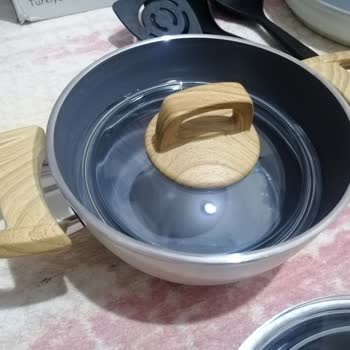 Karaca Tencere Setinde Boyut Ve Kapak Sorunları