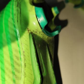 Nike Ayakkabıda Topuk Sorunu Ve Barçın'ın İlgisizliği