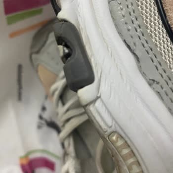 Skechers Ayakkabıda Garanti Sorunu Ve Mağduriyet