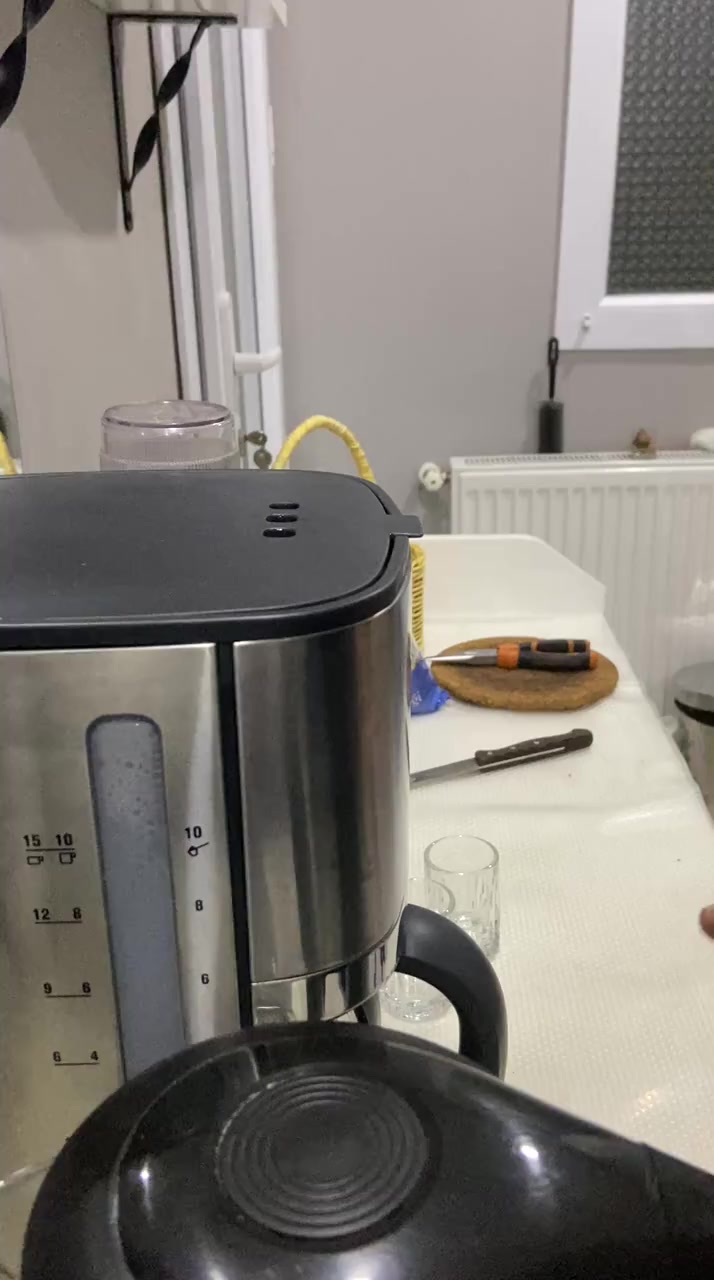 Stanley Thermos Service Is Unreachable and Fails to Provide Support video cover