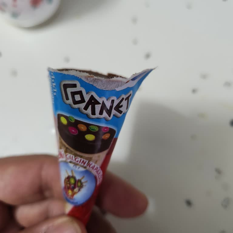 Eksik Süslemelerle Gelen Ozmo Kornet Hayal Kırıklığı