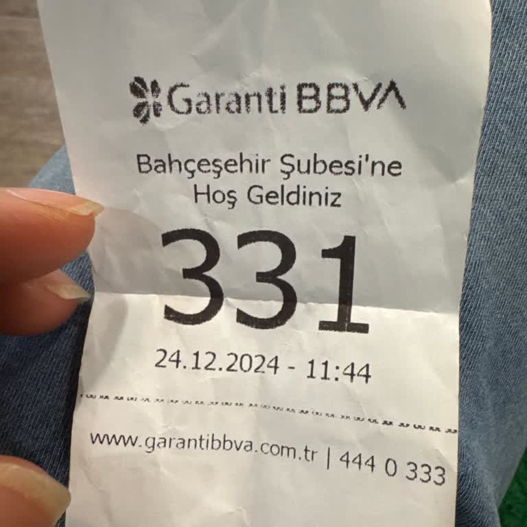 Garanti Bankası'nda Uzun Süren Bekleyiş Ve Haksızlık