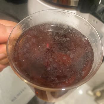 Plastik Parçalar Ve Yanık Görüntüsüyle Hayal Kırıklığı Yaratan Çaycı