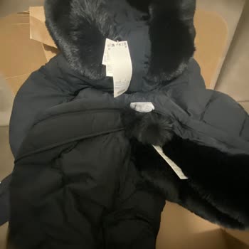 Oysho'dan Aldığım Montlar Sürekli Alarmıyla Geliyor