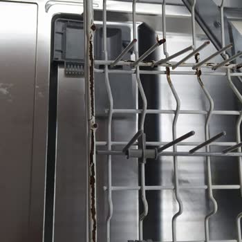 Paslanan Üst Sepet: Arçelik Bulaşık Makinesi Sorunu