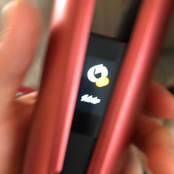 Dyson Airstrait: Yüksek Fiyat, Düşük Performans!