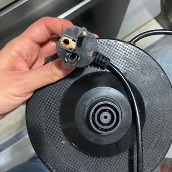 Emsan Kettle Yangın Riskiyle Hayal Kırıklığı Yaşattı