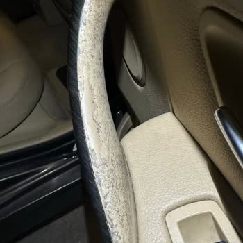 BMW 3 Serisi'nde Kapı Kolu Erimesi: Kaliteye Yakışmayan Kronik Sorun