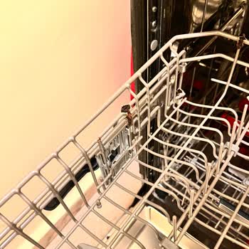 Samsung Bulaşık Makinesi Sepetleri Paslanıyor Ve Yüksek Servis Ücreti