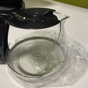 Kırık Ürün Ve İlgisiz Müşteri Hizmetleri