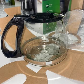 Kırık Ürün Ve İlgisiz Müşteri Hizmetleri