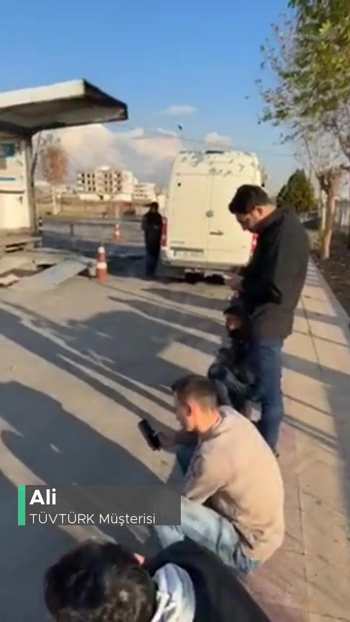 Tüvtürk Muayene Sırası Bir Türlü Gelmiyor Saatinde İş Yapılmıyor! videonun kapak resmi