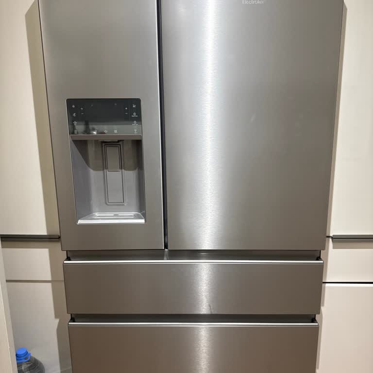 Electrolux Buzdolabı Sorunu: Yedek Parça Bekleyişi