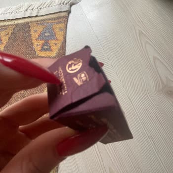 Sephora'da Hediye Ruj Değişiminde Ambalaj Sorunu