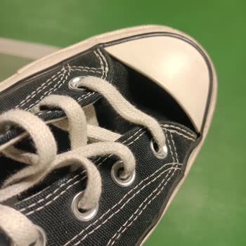 Converse Ayakkabının Kalitesizliği Ve Hatalı İnceleme Süreci