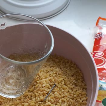 Bulgur Paketinden Çıkan İnşaat Çivisi: Hayati Tehlike Ve İhmal