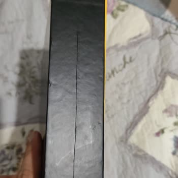 Kutu Açılışında Hayal Kırıklığı: Orijinal Olmayan Jelatin Ve Kesici İzleri