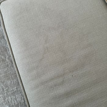 Silinebilir Koltuklar Leke Tutuyor, Çözüm Yok