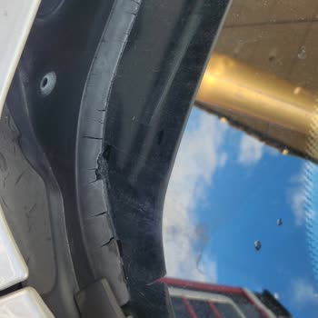 BMW 4.20d F33 Model Araçta Malzeme Kalitesi Sorunu