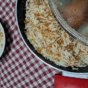 Aldığım Basmati Pirinç Plastik Kokuyor Ve Yenmiyor