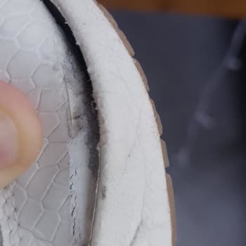 Skechers Ayakkabılarda Beklenmedik Açılmalar