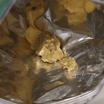 Lays Cips Paketinde Tanımlanamayan Madde Ve Tuhaf Tat